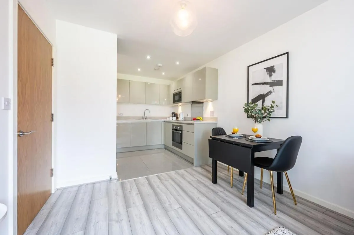 Waterside - Free Parking - Wifi - Great Location Apartment Cardiff