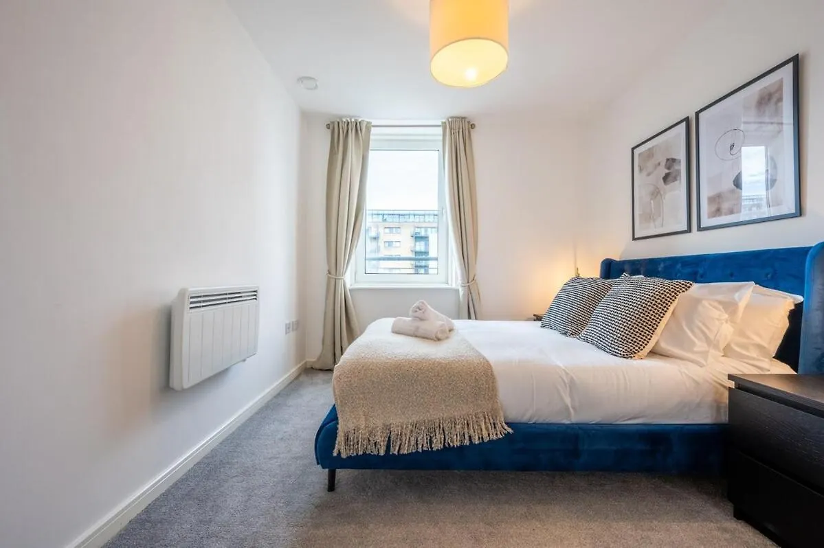 Waterside - Free Parking - Wifi - Great Location Apartment Cardiff